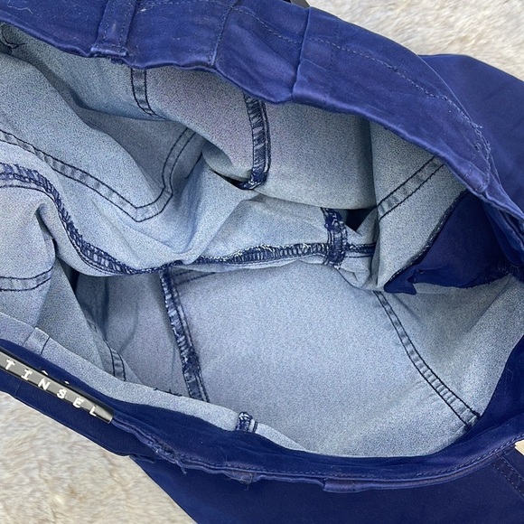 Tinsel Casia Frayed Hem Chino Pant In Navy - Picture 16 of 16